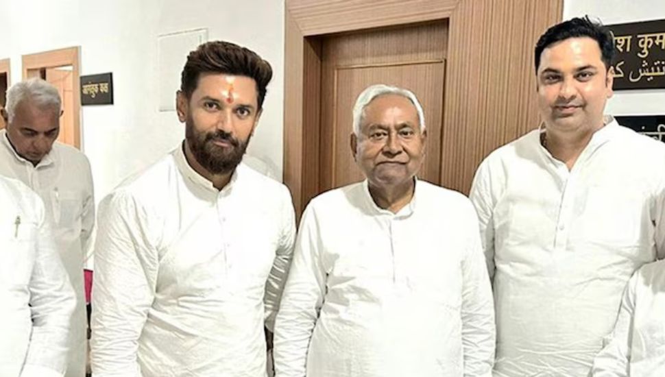 DETHRONE of    Lalu -Ravri  MONARCHY  in Bihar THRONGING Nitish - Chirag  paswan -  BJP NDA alliance  again. 